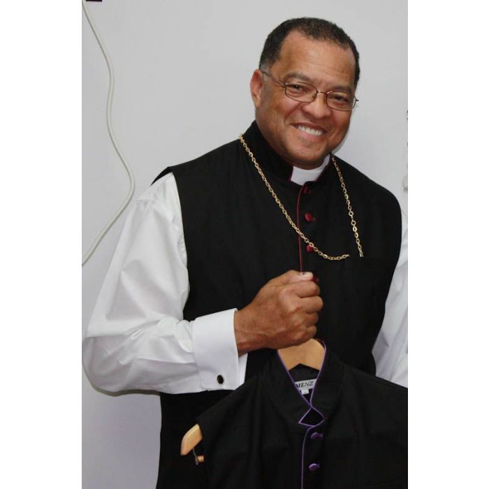Clergy Vest (Black/Red)