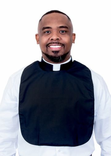 Clergy Bib Front - Collar Included (Black)
