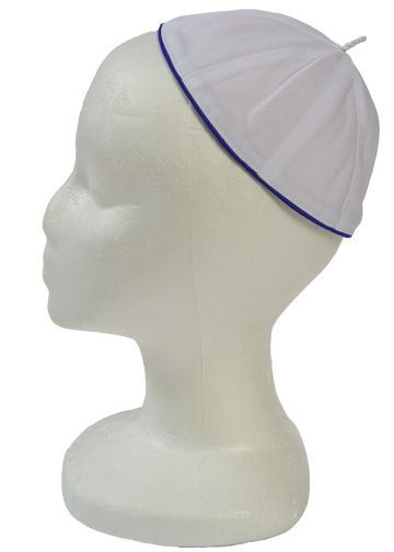 Zucchetto (White /Blue Piping)