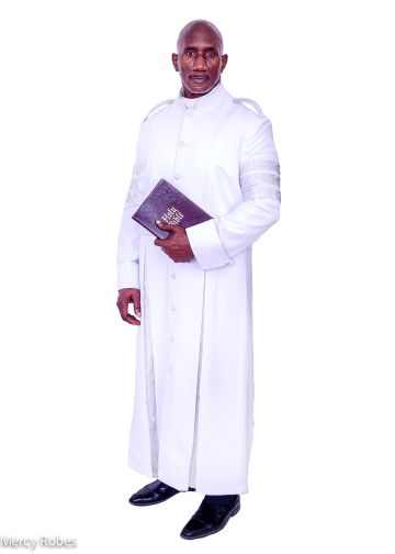 Mens Robe Style MR202402 White With Bars