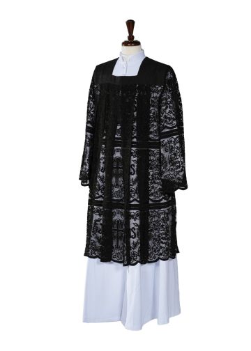 Womens Short IHS Full Lace Surplice Style SUR1027 (Black)